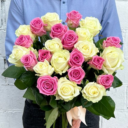 Букет из белых и розовых роз - купить с доставкой в Пензе