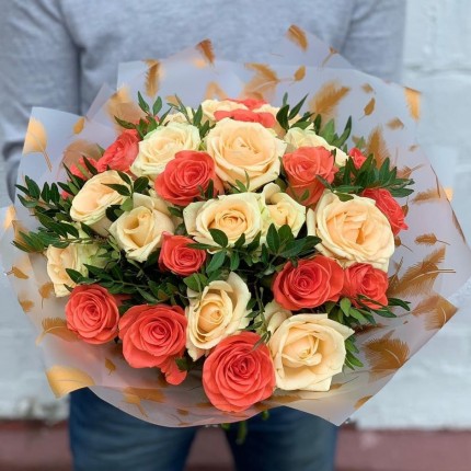 Букет "Поэма" с розами | «Цветы России» с доставкой в Пензе